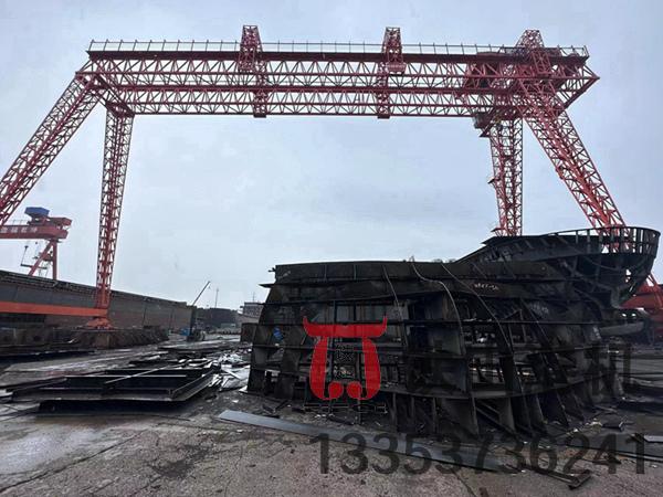 山東煙臺造船門式起重機廠家造船門式起重機誠信為本、質(zhì)量為生
